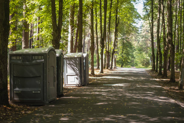 Best Portable restroom trailer rental  in Chesapeake, OH